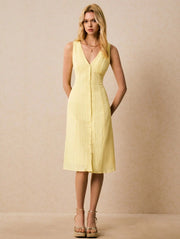 Sleeveless buttoned midi dress