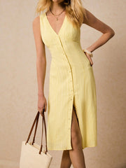 Sleeveless buttoned midi dress