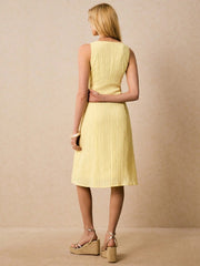 Sleeveless buttoned midi dress
